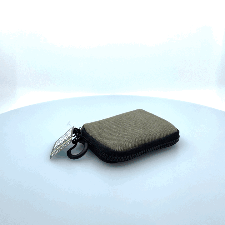 Canvas Smoking Pouch with Zipper - 6 Pieces Per Retail Ready Display 26016 SMOKEZILLA